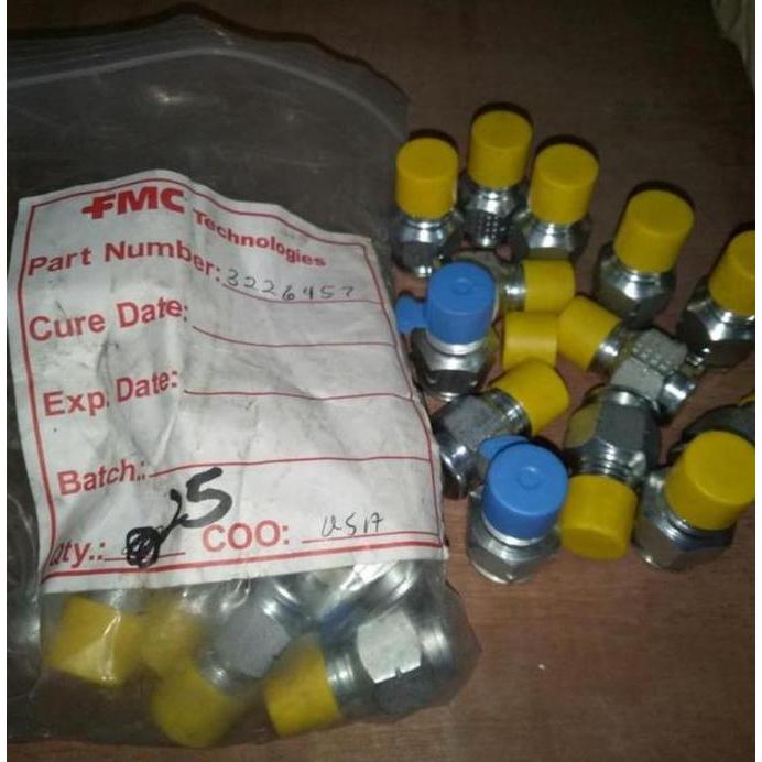 Nipple Fitting Grease Plug Valve Hammer Valve Or Torc Valve Fmc Weco