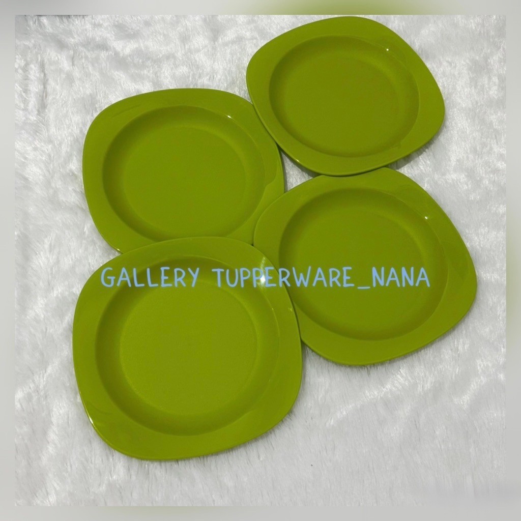 Tupperware Blossom Plate