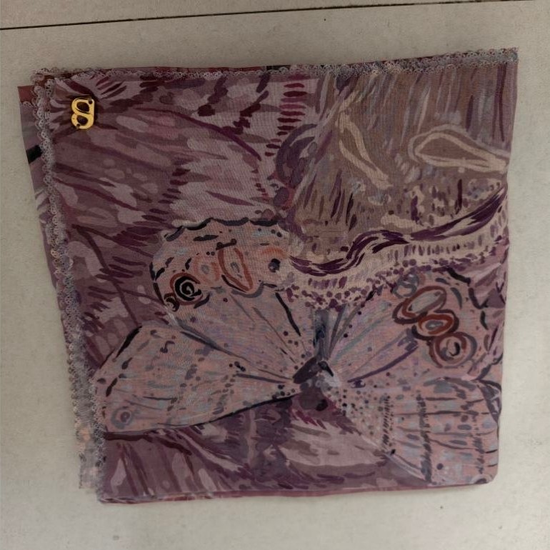 Jilbab buttonscarves voal square 110x110 (preloved)