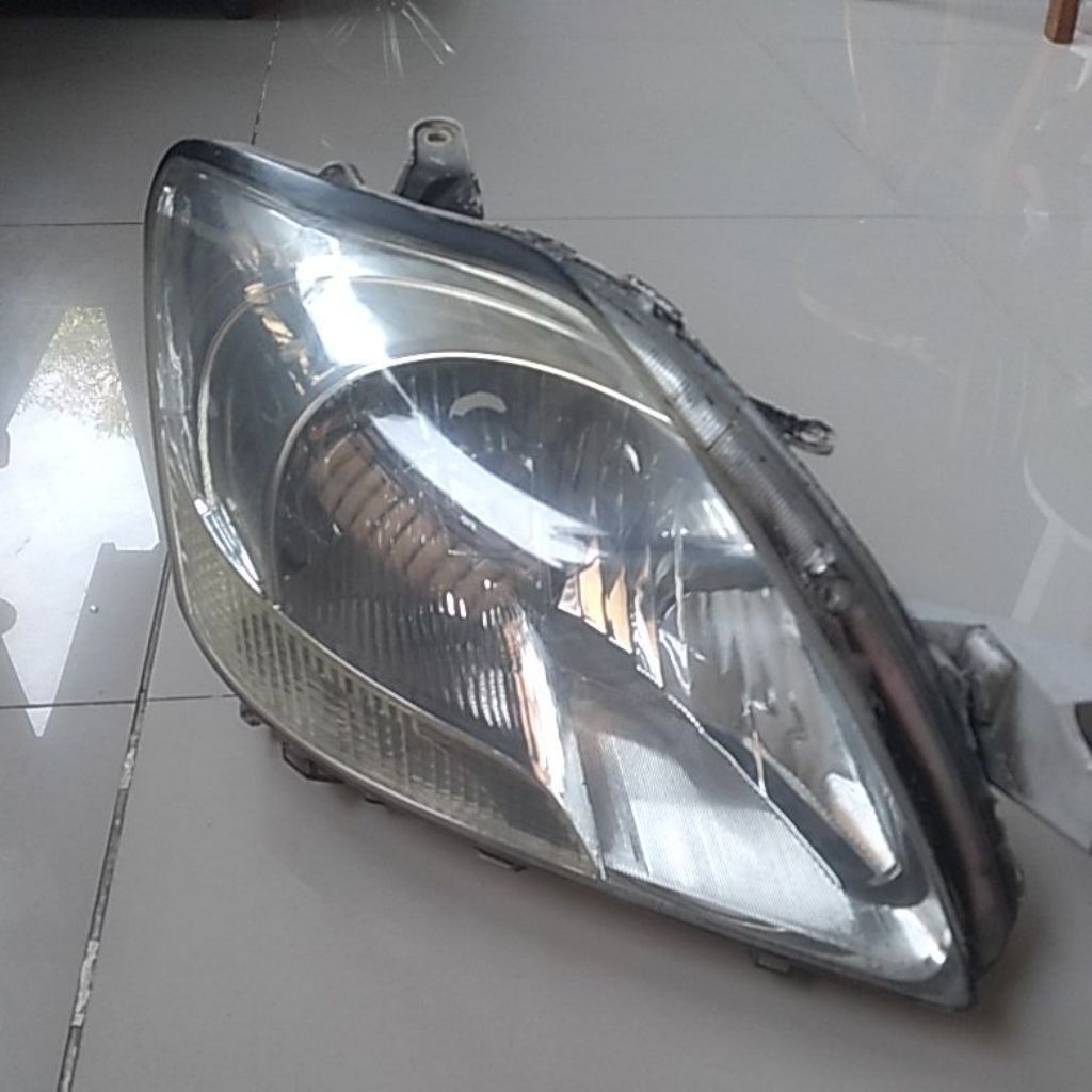 Headlamp Vios g gen 2