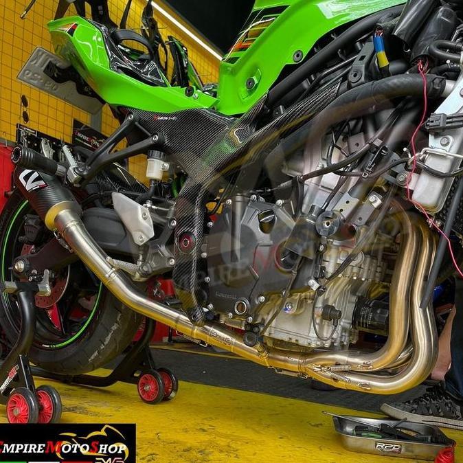 Leovince LV10 Carbon Fullsystem ZX25 R ZX25R ZX 25 R ZX25RR ZX4 Knalpot LV 10