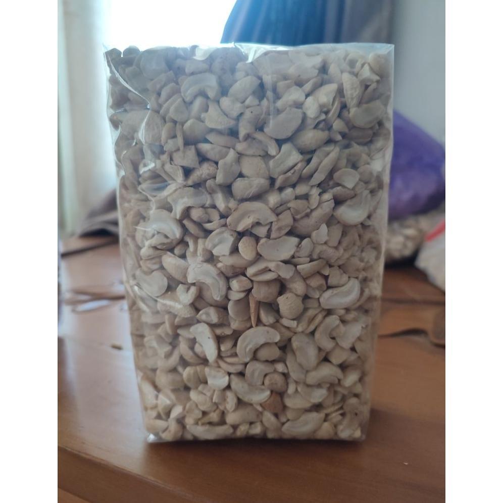 KACANG METE PATAHAN MENTAH 1 KG ASLI WONOGIRI makanan