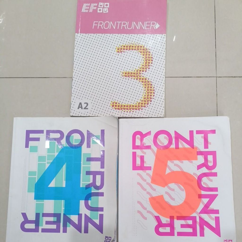 Buku belajar bahasa inggris EF english first / frontrunner