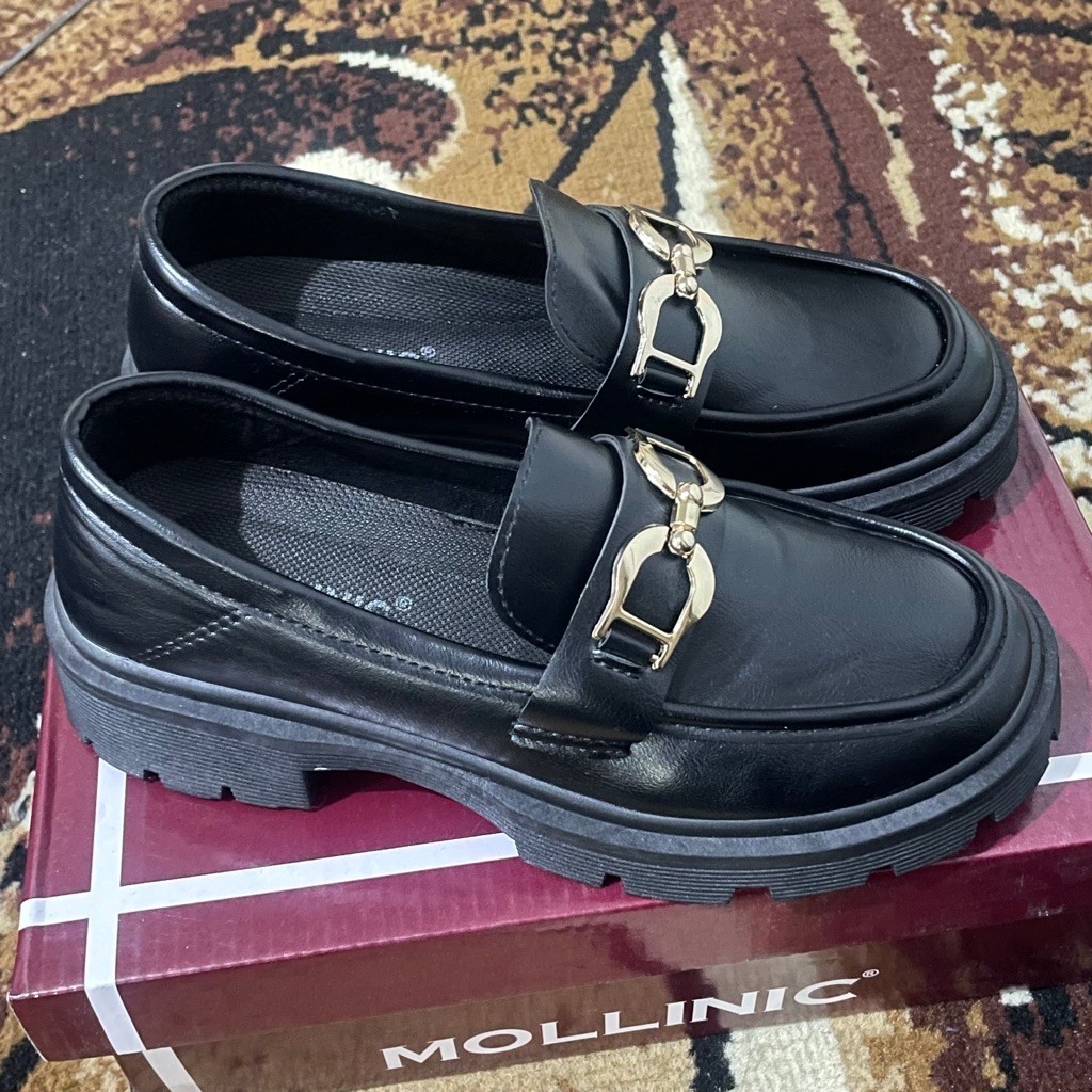 NEW Loafers Mollinic