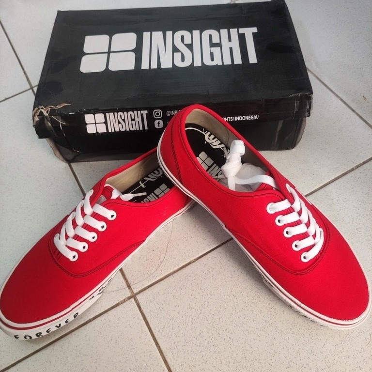 sepatu insight ori 43