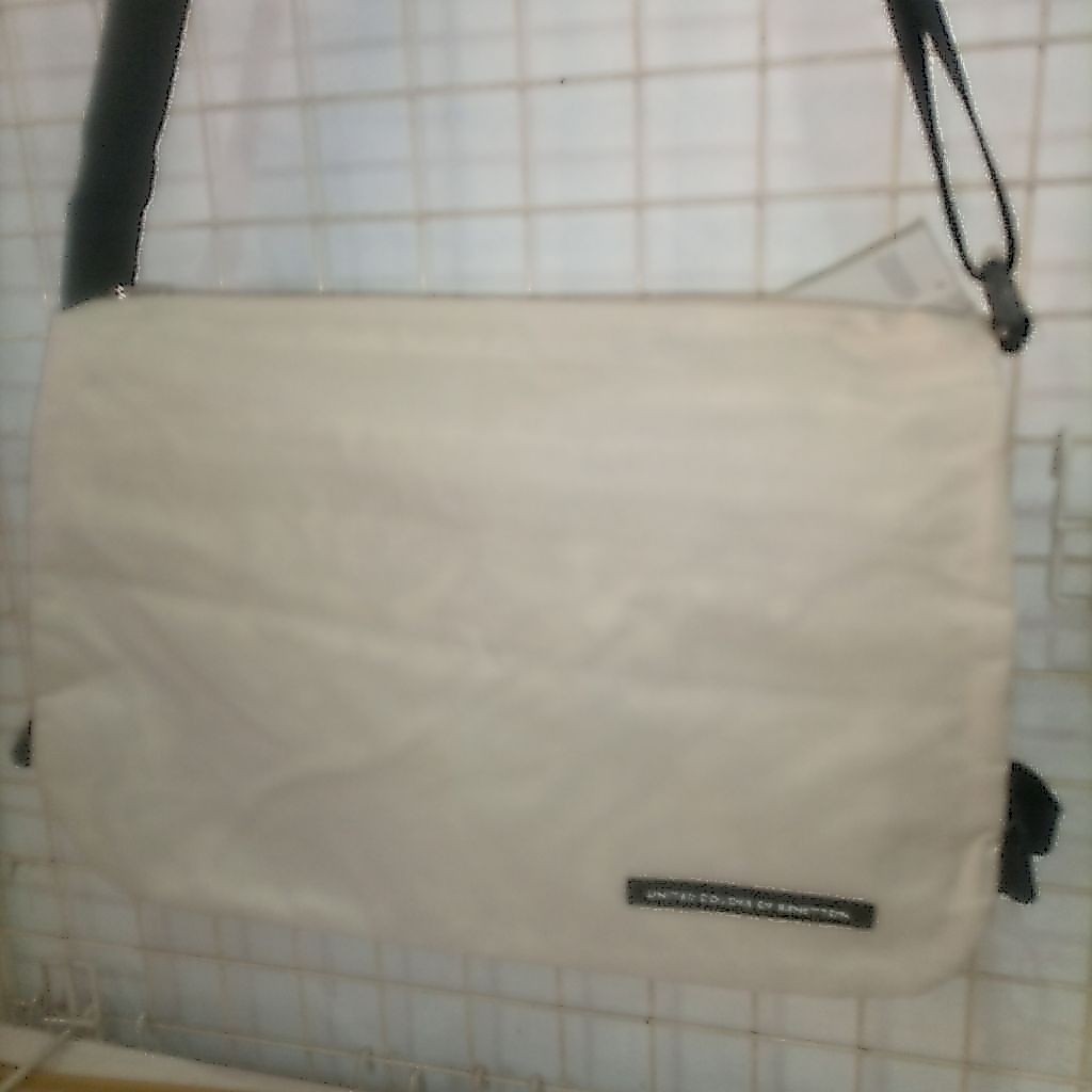 tas bolak balik- UNITED COLORS OF BENETTON -41x26cm