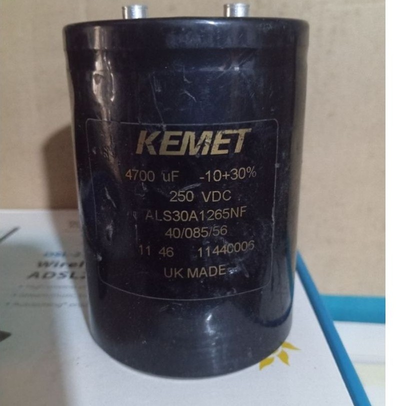 ELCO ELKO KEMET 4700 UF 250V