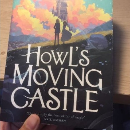 Novel Inggris "Howl's Moving Castle"