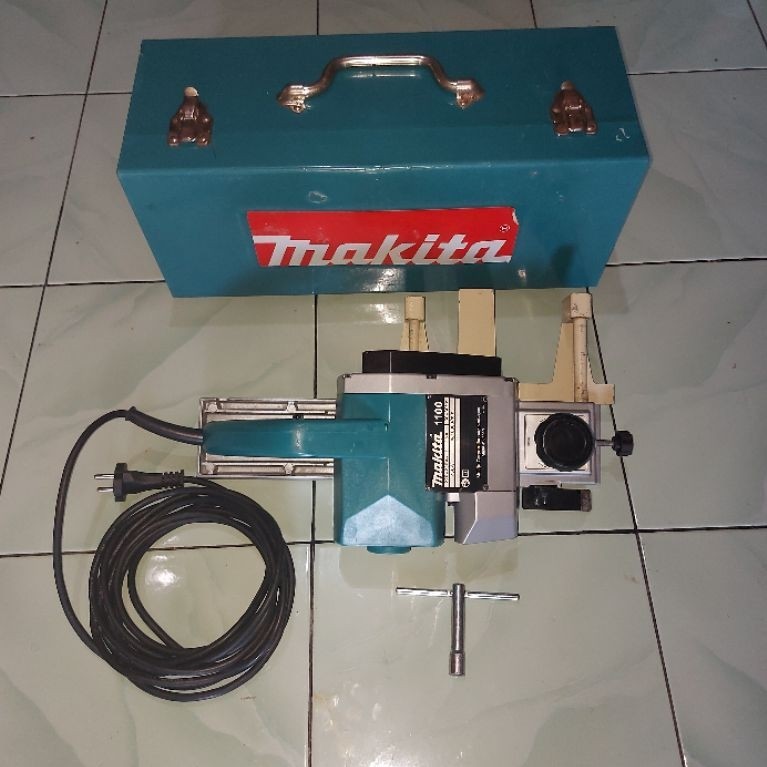 Mesin Serut Kayu Makita 1100 Planer Ketam Pasah Makita: