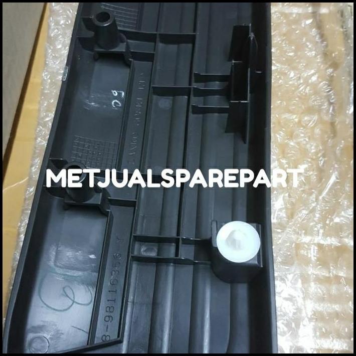 HOT DEAL PLASTIK SILL PLATE  SILL FOOT STEP BELAKANG TENGAH ISUZU DMAX 4JK1 4JK MUX 2500 CC