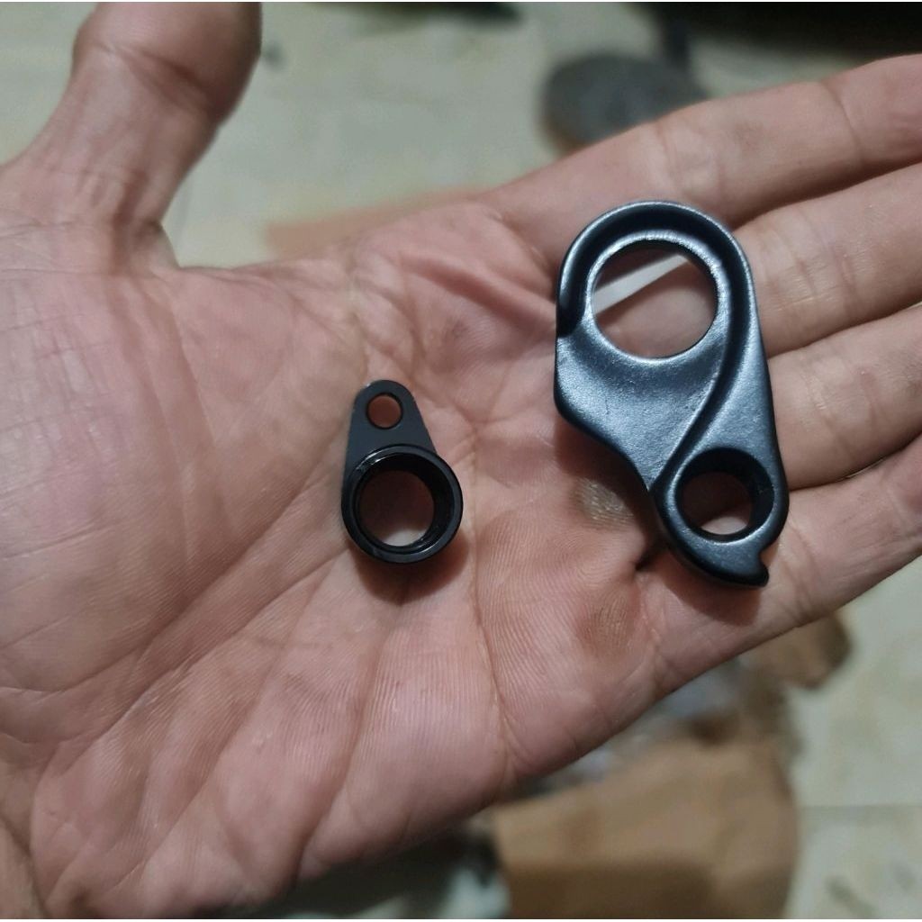 Anting Dropout RD Polygon Roadbike Strattos S5 S7 Disc TA S7 Axle Belakang Stratos discbrakr dengan 