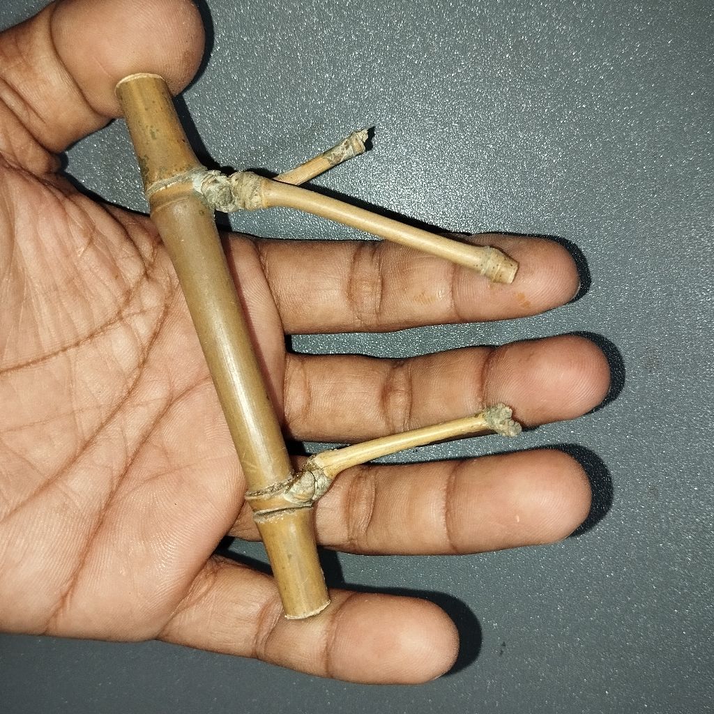 KERAJINAN BAMBU