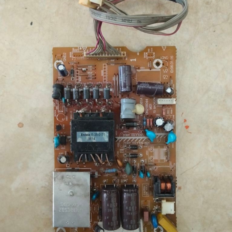 PSU TV LED Polytron 32in