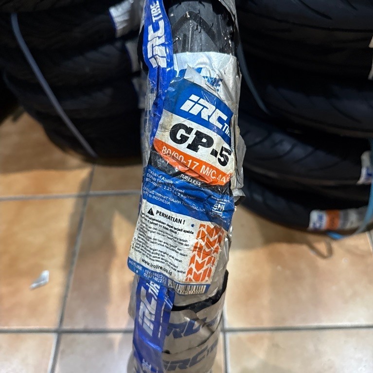 Ban Luar IRC 80/90-17 GP5 TL