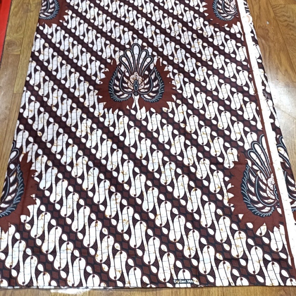 kain batik Jarik Panjang motif lereng Garuda Jogja Solo halus