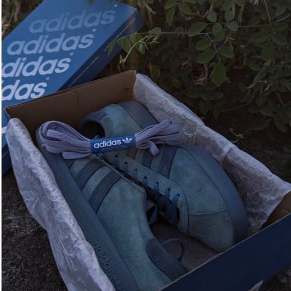 Adidas Bali
