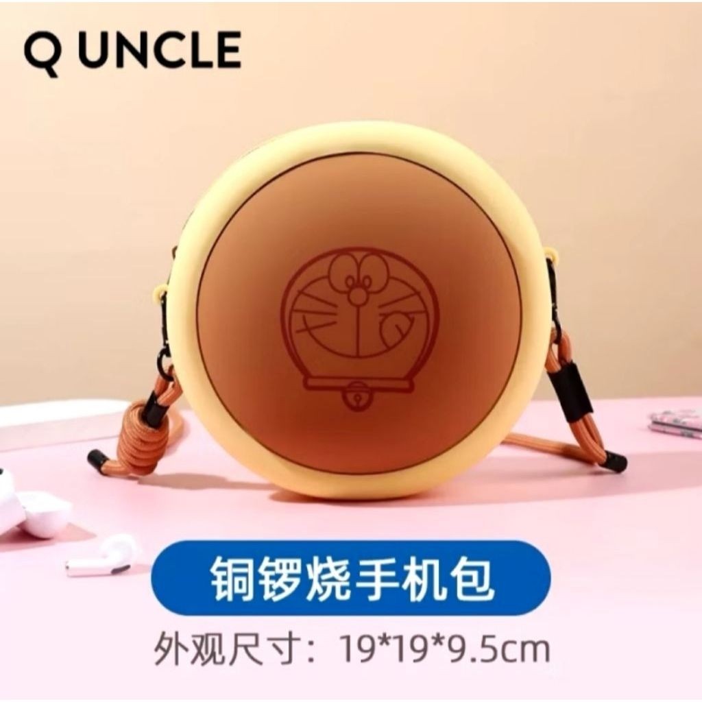Sling Bag Dorayaki Silikon Q Uncle 19x5x19 Cm