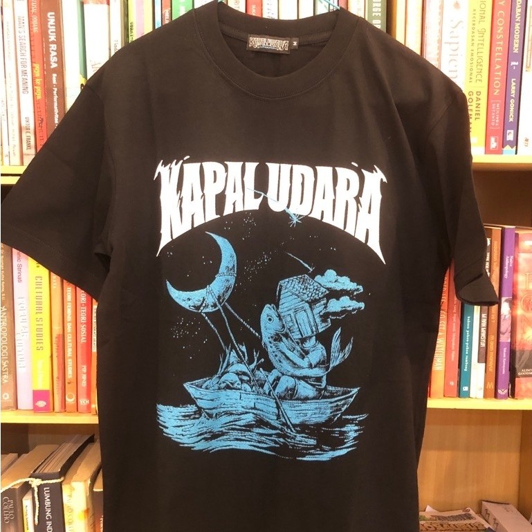 Kaos Kapal Udara “Melaut”
