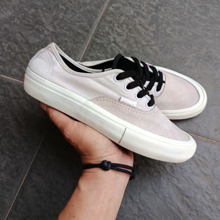 vans authentic low pro