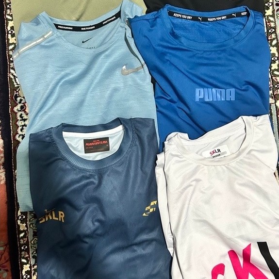 Preloved - Jersey Lari Olahraga