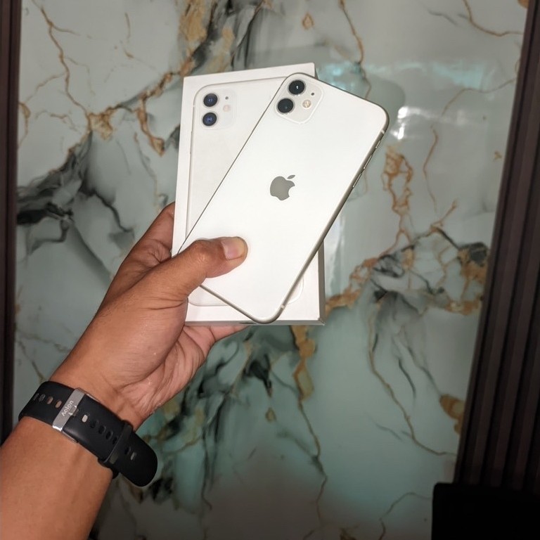 iPhone 11 128gb iBox