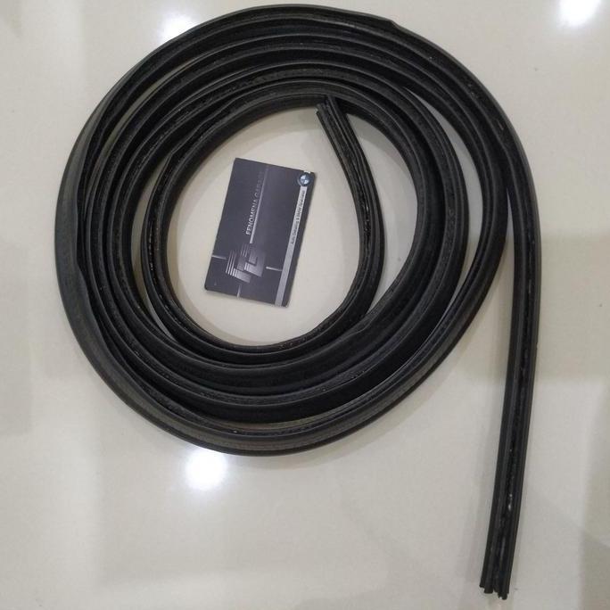 ORIGINAL BMW E39 KARET BAGASI HEMAT