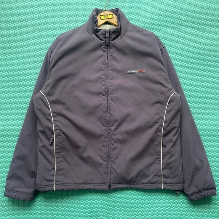 JACKET TEBAL REEBOk SECOND CAKEP BANGET