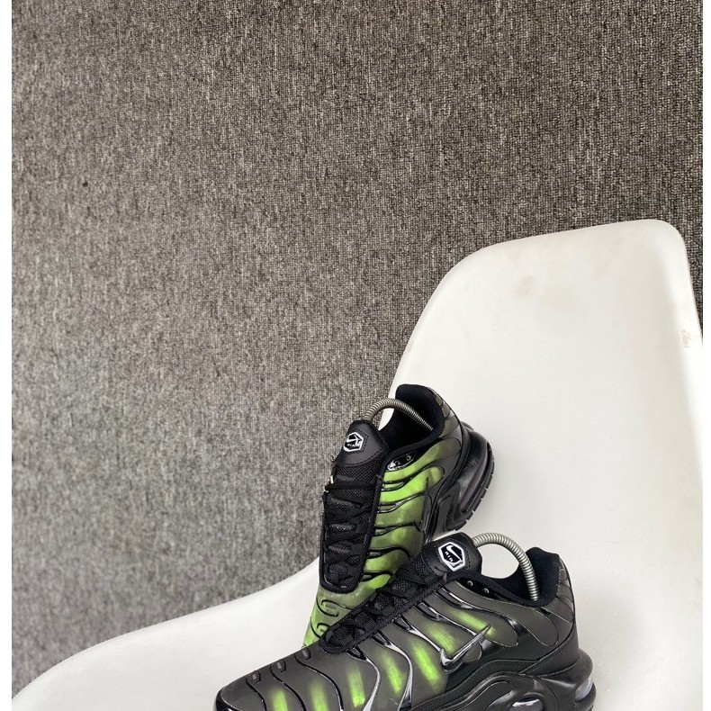 NIKE TN
