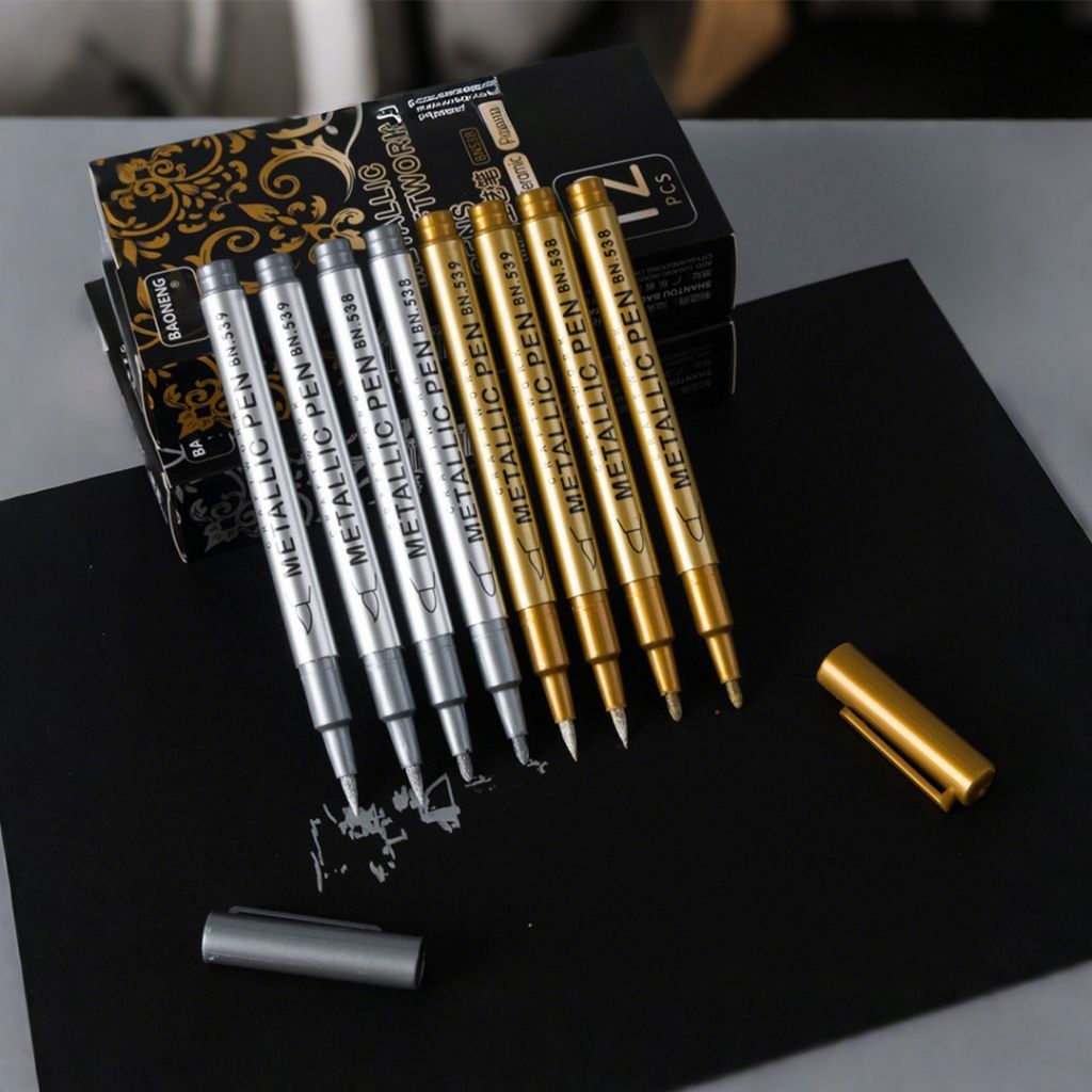 1 pcs spidol tinta metalik emas atau perak waterproof