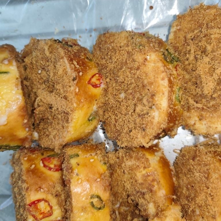 Homemade Floss Roll Bread (Roti Abon Gulung) isi 4pcs
