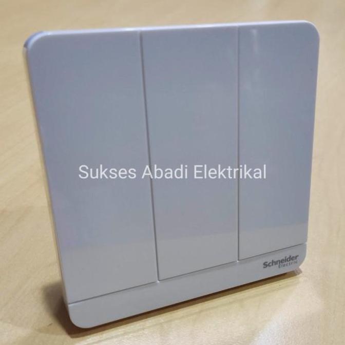 SAKLAR SCHNEIDER AVATAR ON 3 GANG / TRIPLE HOTEL WHITE / PUTIH