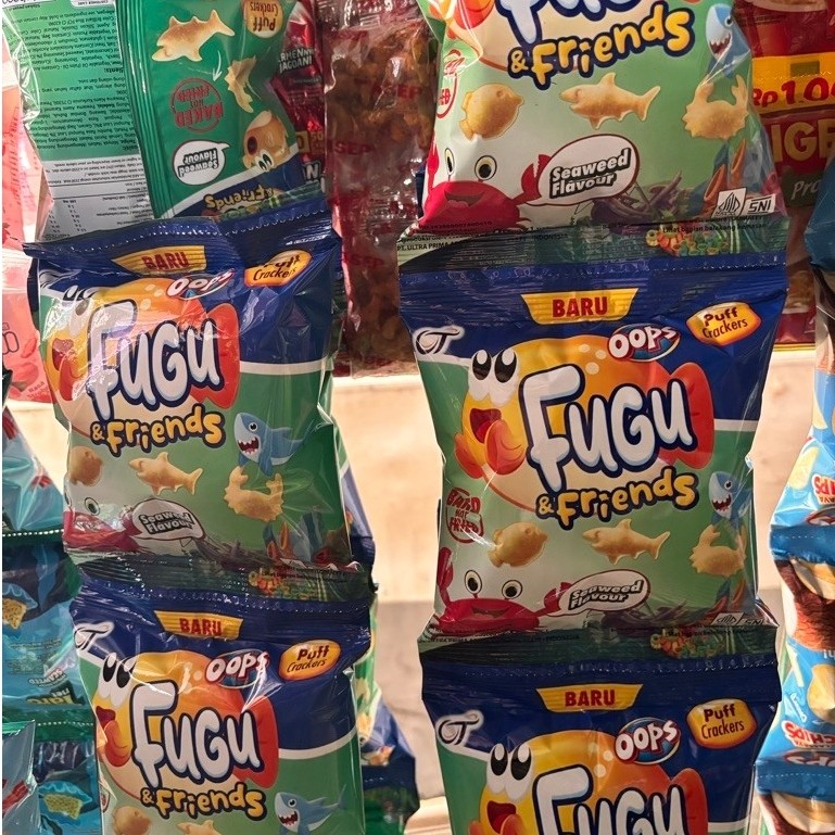 OOPS Fugu & Friends Puff Crackers Renceng 10 Sachet Gurih Renyah Bumbu Melimpah