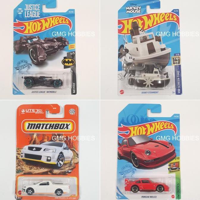Justice League Batmobile Batman - Disney Steamboat HW Screen Time - 2008 Holden VE UTE SSV White Mat