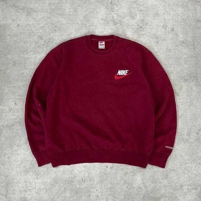 NIKE SUPREME SECOND