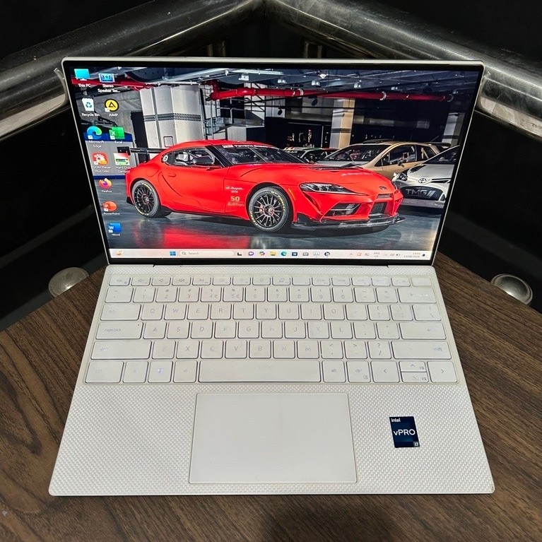 Dell XPS 13 9310 Intel Core i7 - 1185G7 RAM 16GB SSD 512GB 13” WUXGA IPS Intel IrisXe Graphics