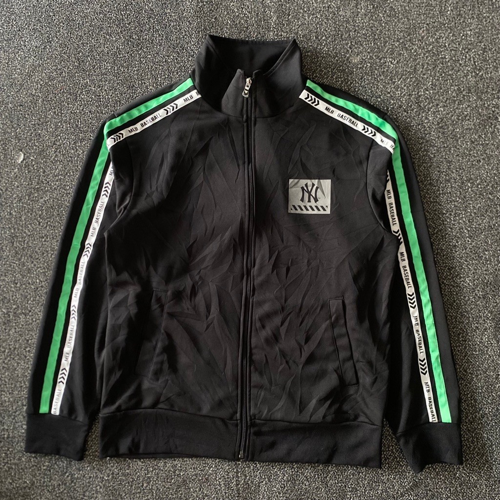 MLB NY TRACKTOP