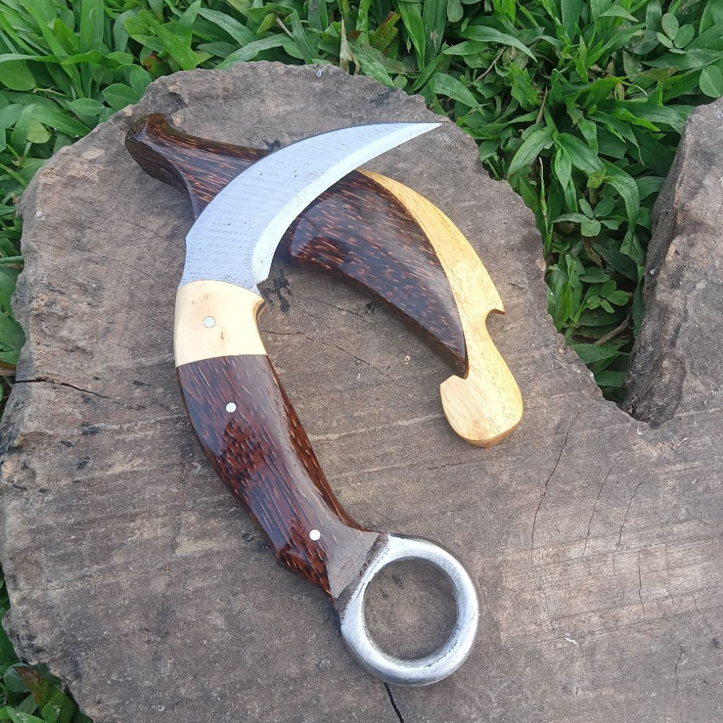 Karambit Kayu Aren