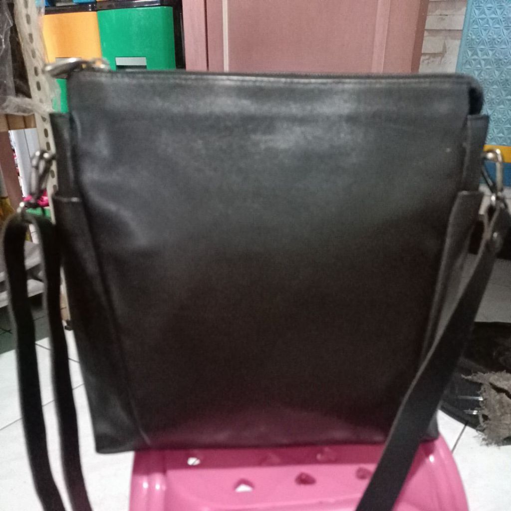 tas sling mandarina duck kulit original preloved