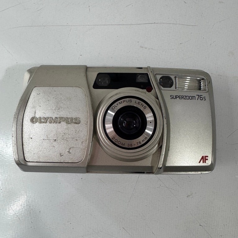 Kamera Analog Olympus Superzoom 76s AF Zoom 38-76mm warna silver