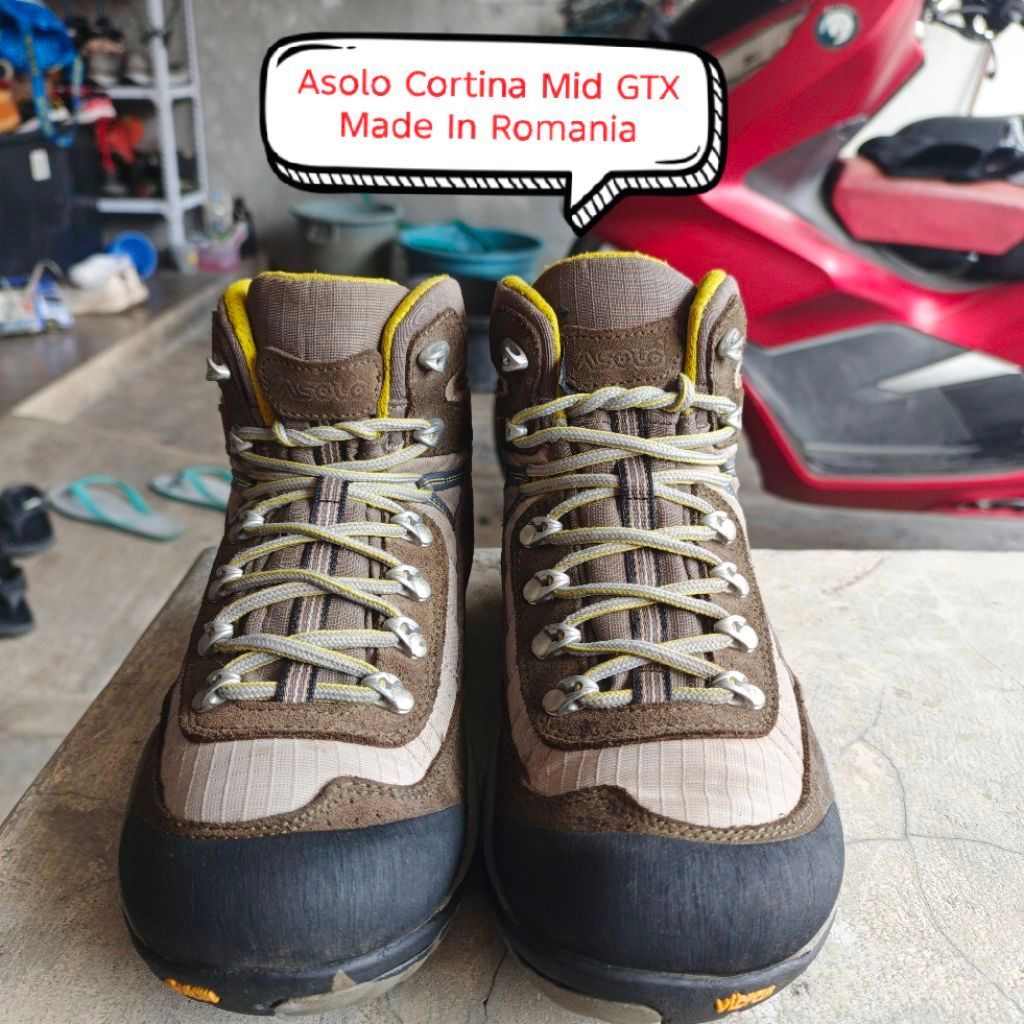 Sepatu Hiking Asolo Cortina Mid GTX