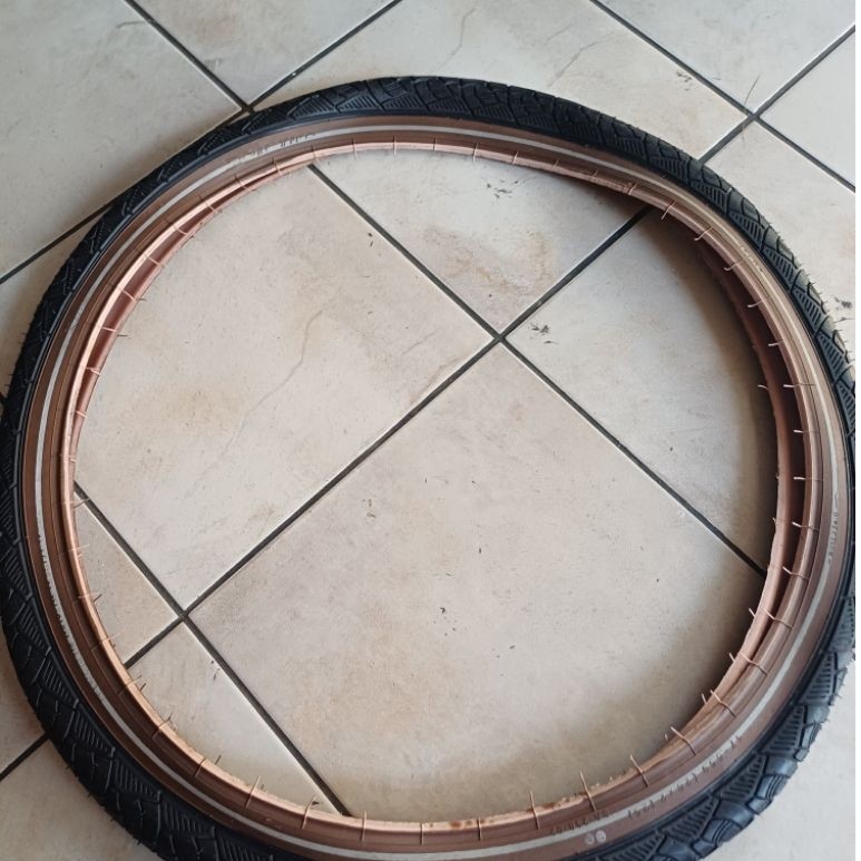 Ban luar 26 x 2.125 Reflektor / Ban sepeda 26 x 2.125