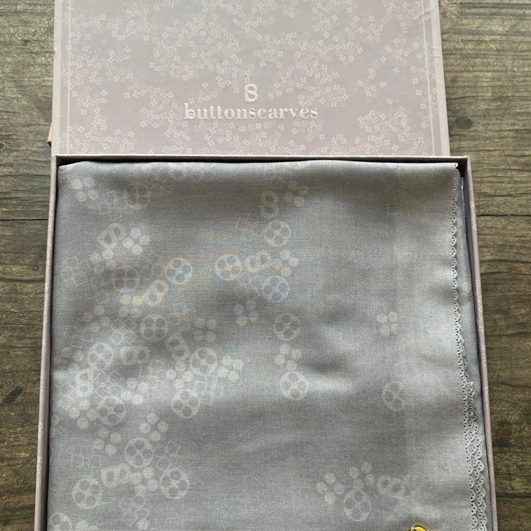 preloved buttonscarves monogram scamble