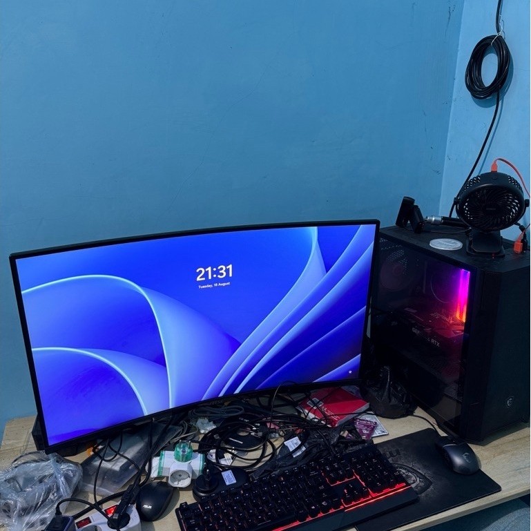 Komputer PC Gaming MSI Lengkap