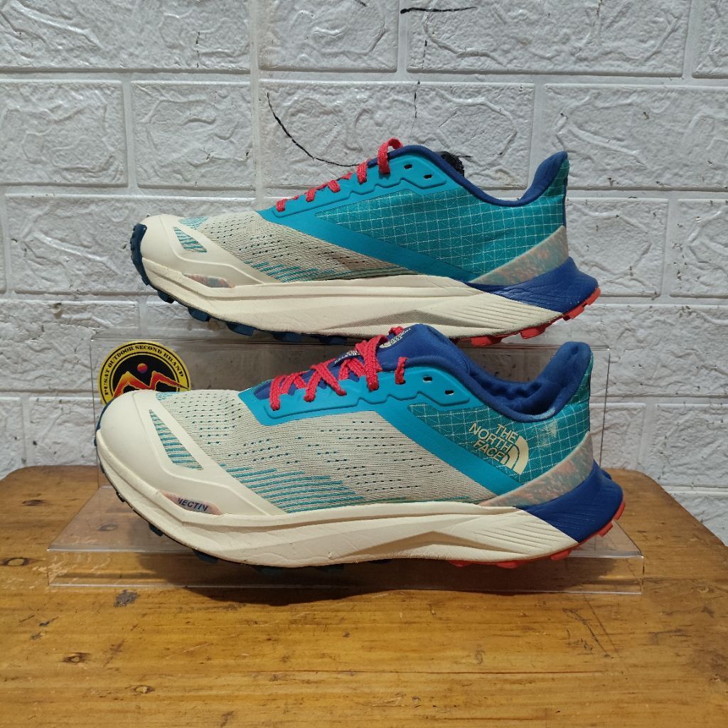 sepatu trail run Nepa(Te en ef) second