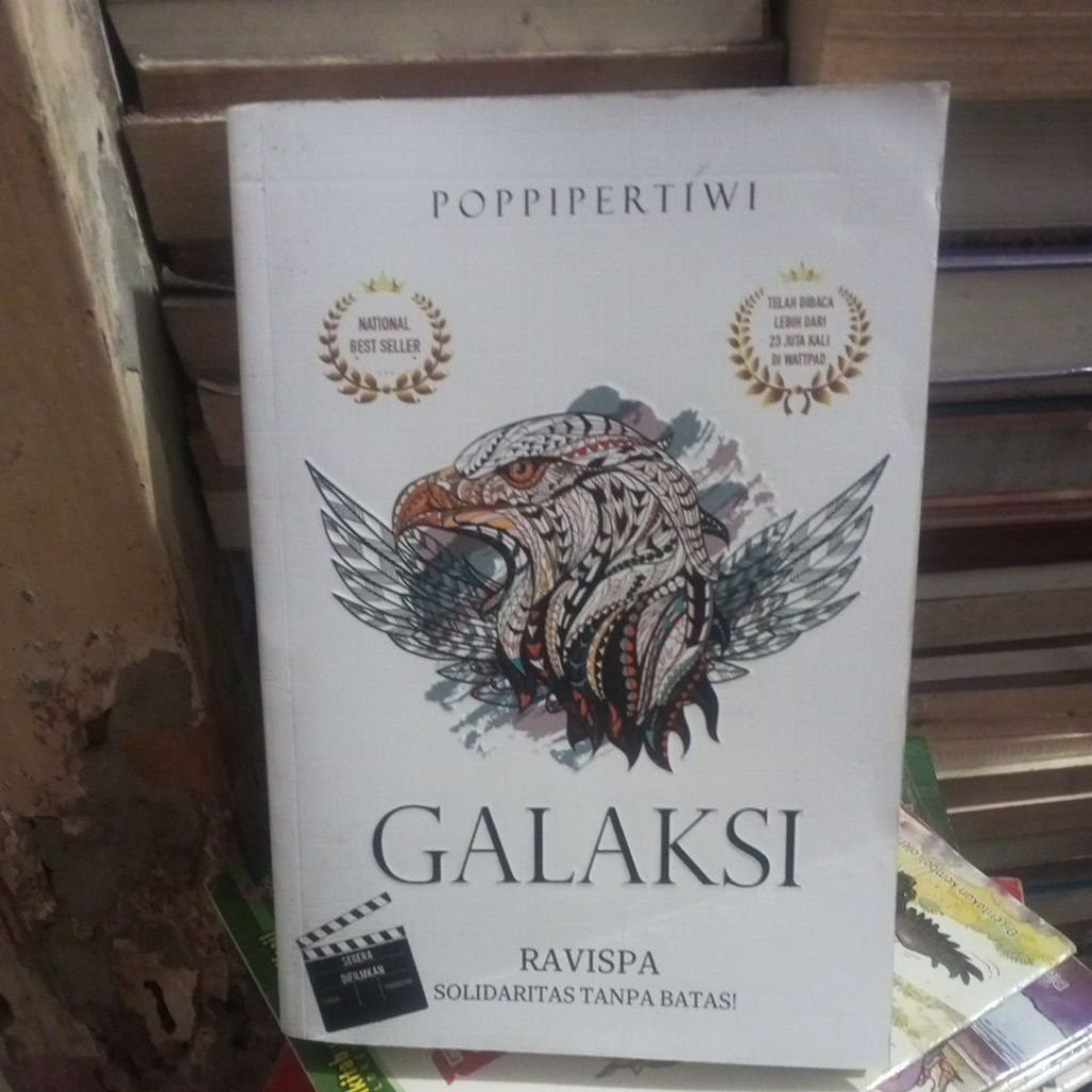 Novel Galaksi - Poppi Pertiwi (Preloved / Bekas Original Wattpad Ravispa)