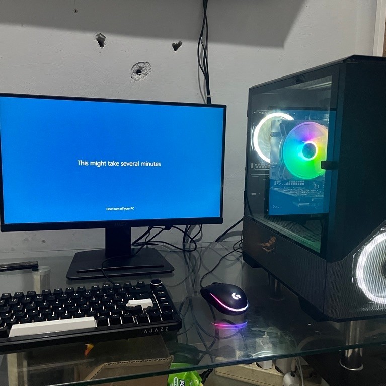 PC RAKITAN Fullset Ryzen 5 3500 RAM 16GB SSD 512GB NVMe VGA RX560 4GB Monitor MSI MP223 E2