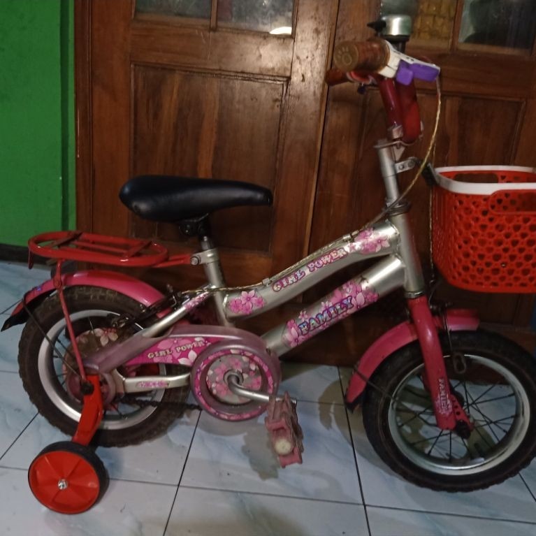 SEPEDA ANAK UKURAN 12 SEKEN