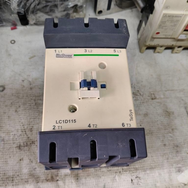 magnetic contactor Schneider coil 110V