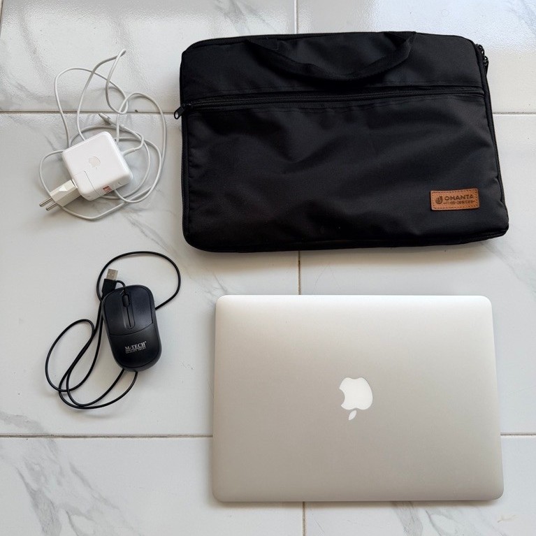 MACBOOK AIR 2017 A1466 (SECOND)