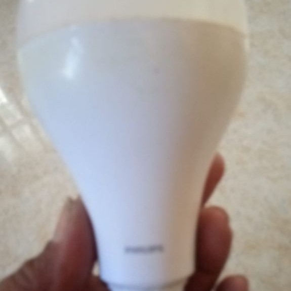 lampu LED philips 19watt off